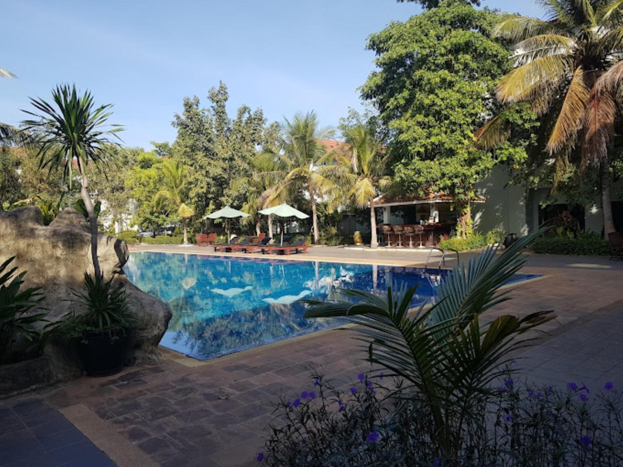 Eg Paradise Angkor Villa Hotel シェムリアップ エクステリア 写真
