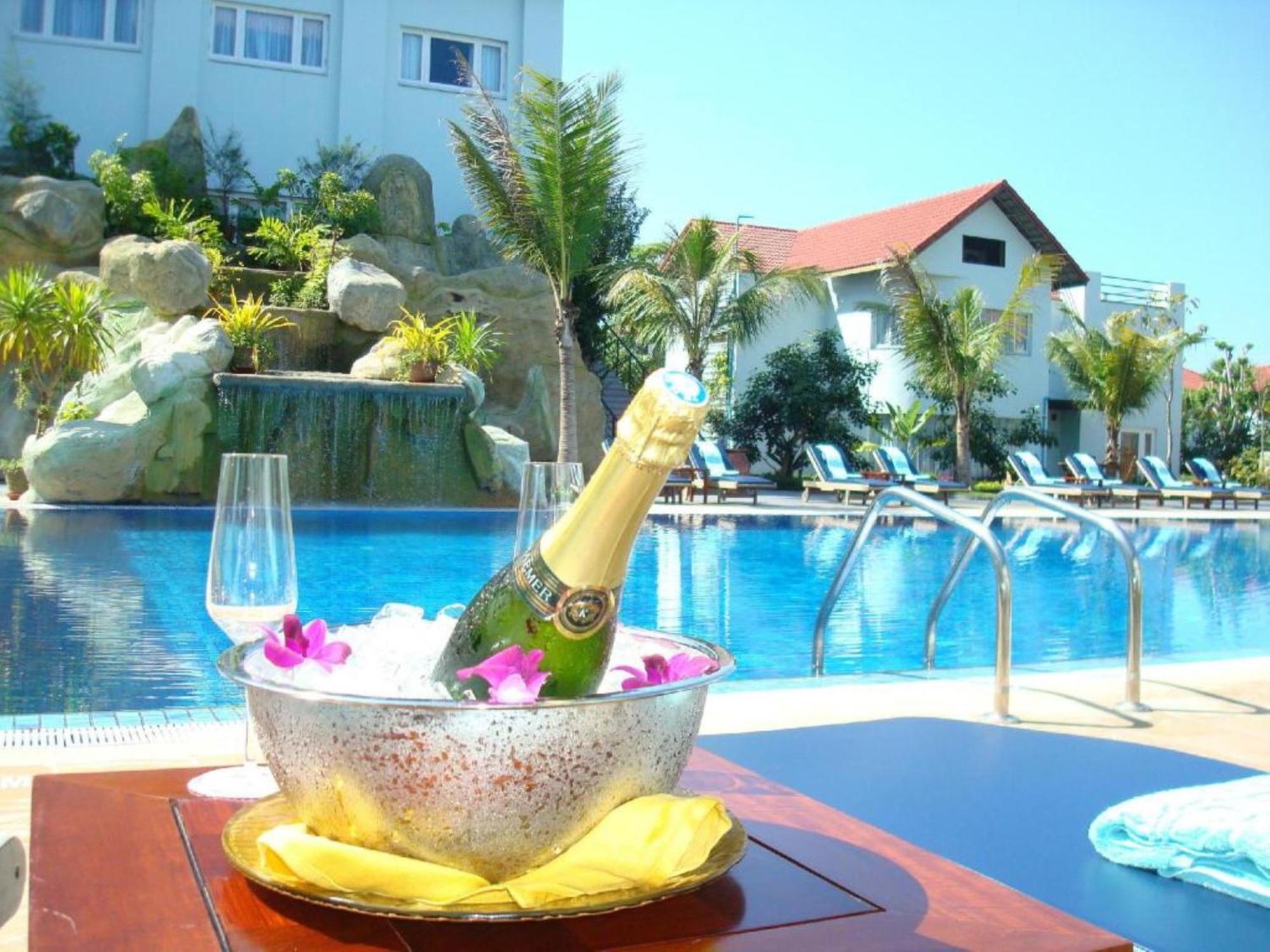 Eg Paradise Angkor Villa Hotel シェムリアップ エクステリア 写真