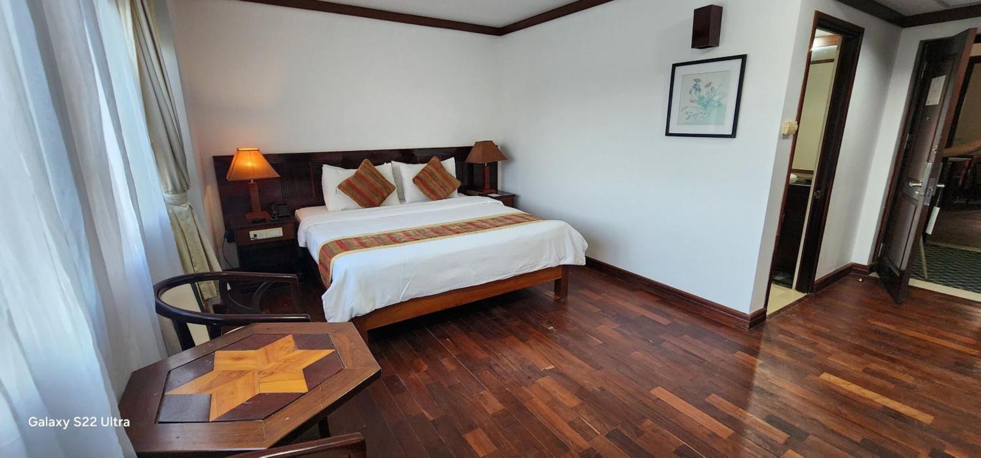 Eg Paradise Angkor Villa Hotel シェムリアップ エクステリア 写真