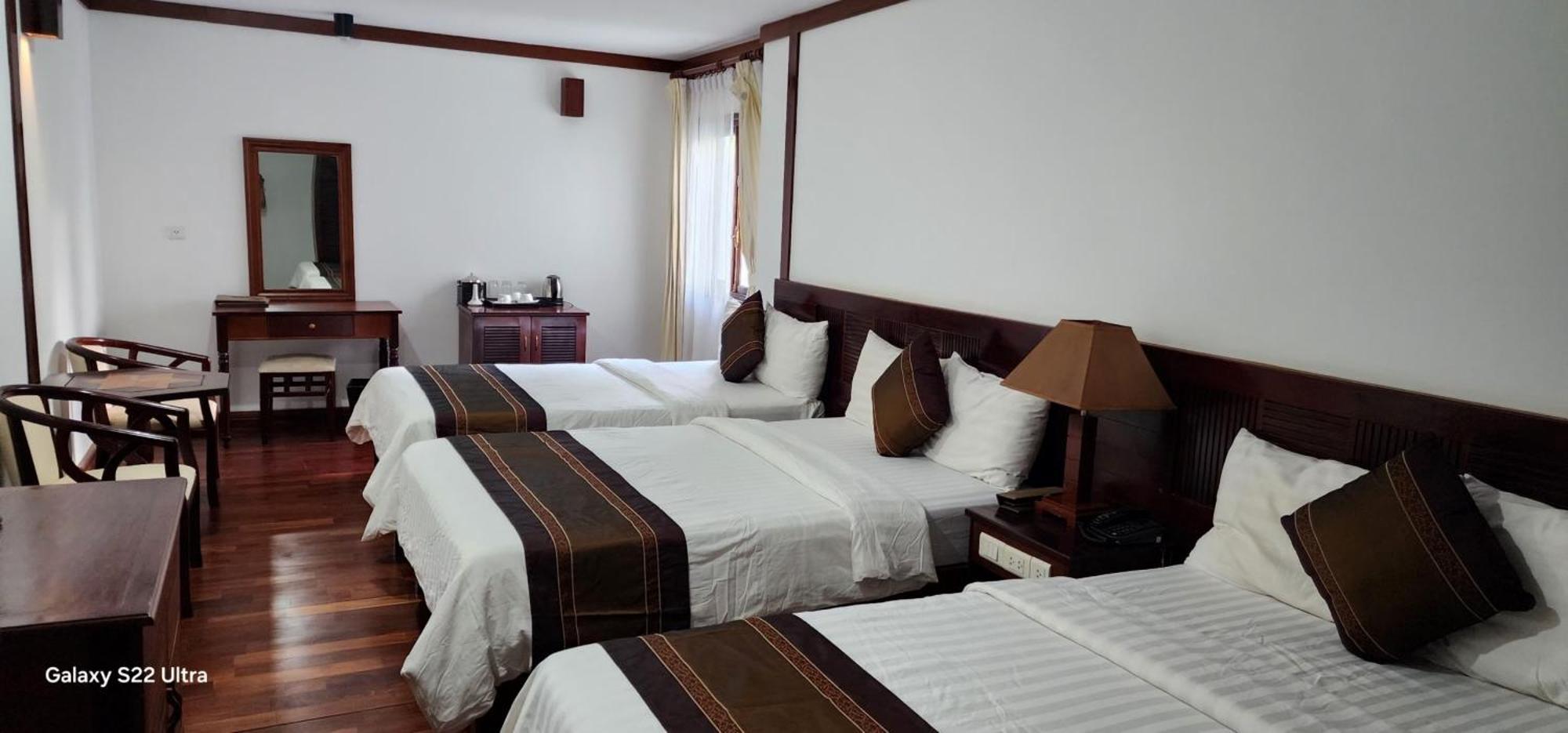 Eg Paradise Angkor Villa Hotel シェムリアップ エクステリア 写真